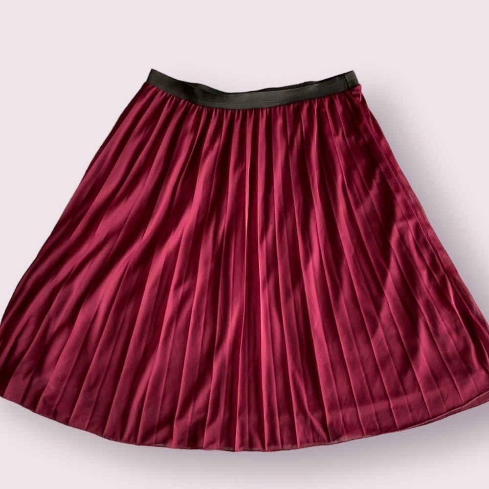 Atmosphere Burgundy Pleated Stretch Waist Midi Skirt size US14/UK18/EU46